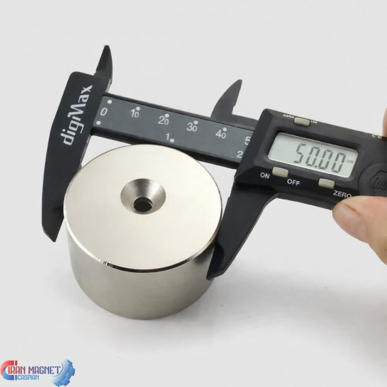 مگنت نئودیمیوم N42 دیسکی سوراخ‌دار کونیک | پیچ M5 | 50×30 میلی‌متر