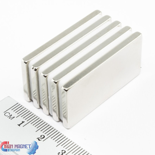 آهنربای بلوکه ای قوی N42 40x20x3